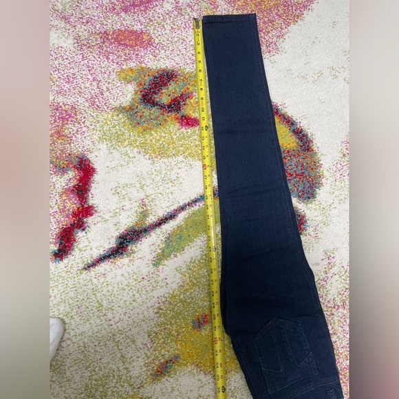 , never worn. - Picture 8 of 16